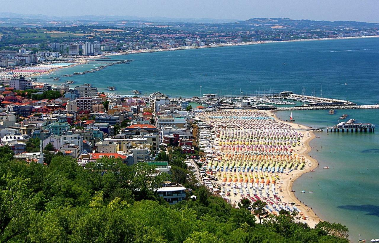 Appartamenti Mar Y Sol Gabicce Mare Dış mekan fotoğraf